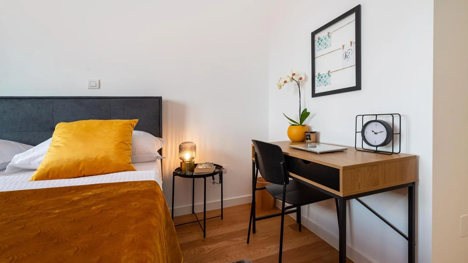 Central Apartment With Garage Zadar